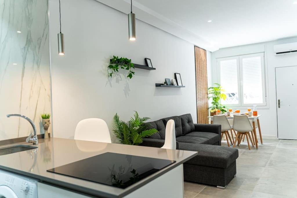 מאלגה Family Apartment מראה חיצוני תמונה